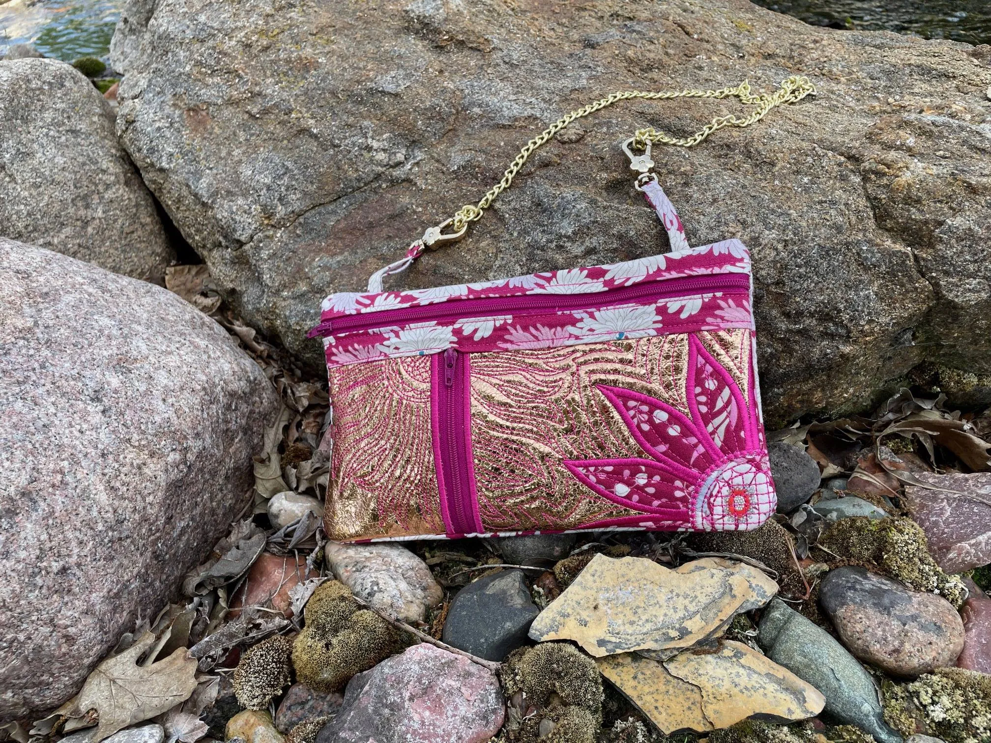 Flower Power Zipper Purse