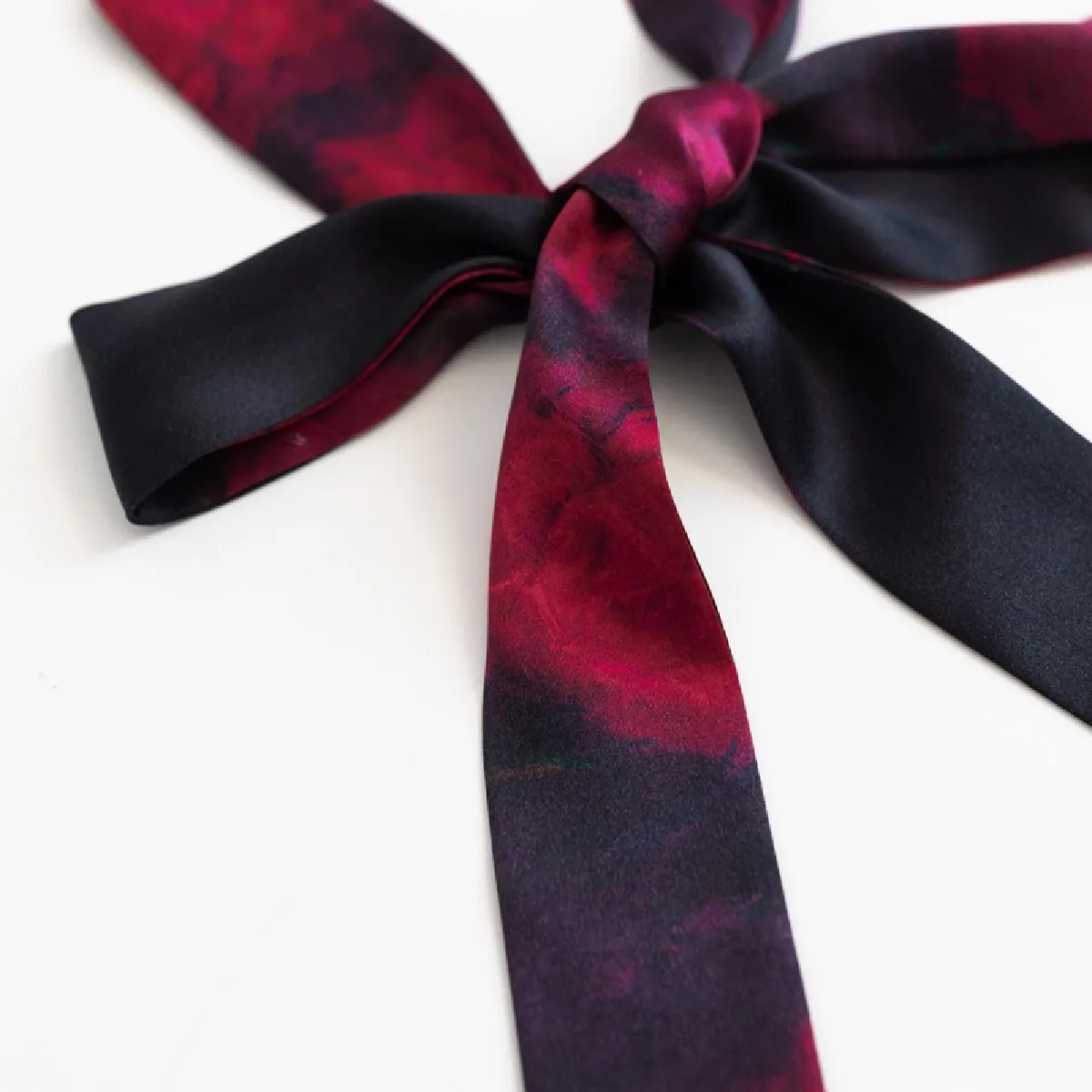 Silk Skinny Scarf - La Rosa