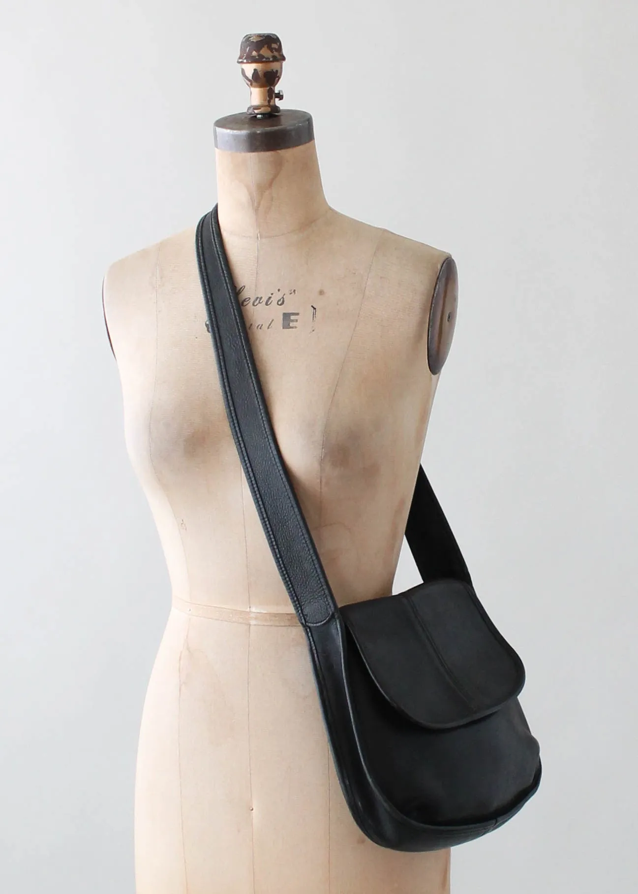 Vintage Coach Black Ergo Flap Purse